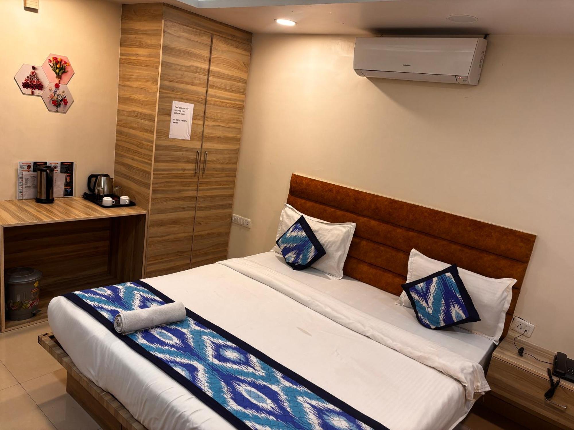 Hotel Gulabi Nagri, Malviya Nagar, Джайпур Екстер'єр фото
